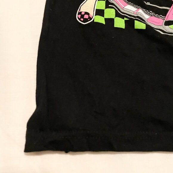 Betty Boop Pink Car Tshirt Womens Size Small Shirt - Picture 10 of 16